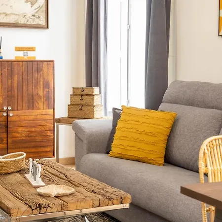 Carpenter's By Time * Cadiz